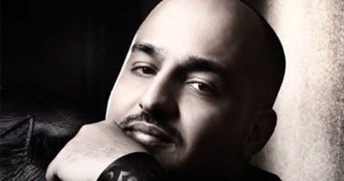 الموزع الموسيقى توما لا يغادر الاستديو بسبب ألبومات الصيف
