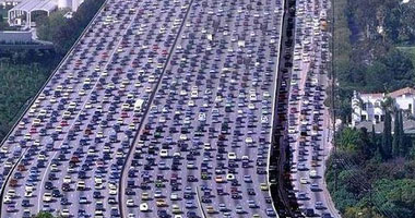 ازدحام مرورى فى روسيا يمتد لـ3000 كيلو متر