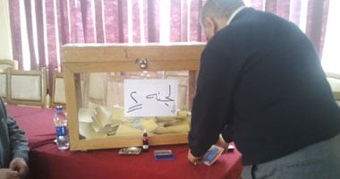 خالد النجدى نقيبًا لصيادلة دمياط.. وحسم مقاعد شمال الصعيد
