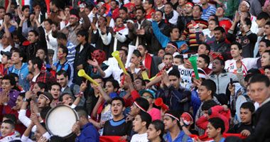 الجماهير تؤازر المتخب المصرى أمام زيمبابوى