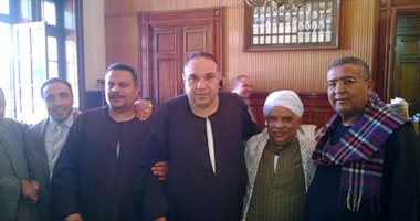 نقيب الفلاحين يطالب وزير الزراعة بإسقاط ديون المتعثرين