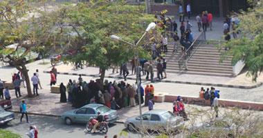 بدء تظاهر طلاب الإخوان بجامعة أسيوط