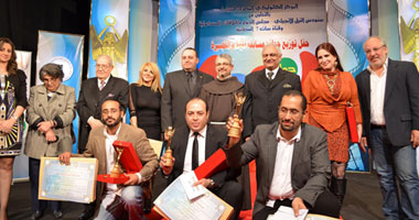 "الكاثوليكى المصرى للسينما" يكرم أحمد بدير وساندرا نشأت