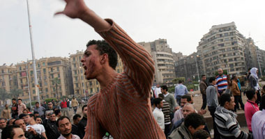 شغب ومصادمات وأسلاك شائكة فى ميدان التحرير
