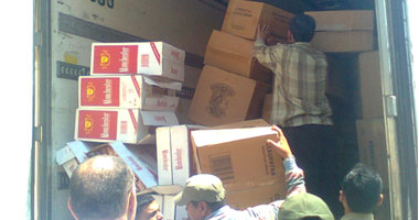 مواطن يتهم أمين شرطة بالاستيلاء على سيارة محملة بالسجائر فى الجيزة