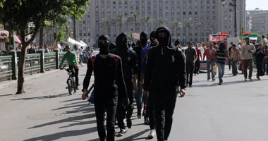 إخلاء سبيل متهم من أهالى أعضاء البلاك بلوك لصغر سنه