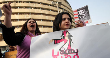 شعر وغناء فى مظاهرة ماسبيرو ضد وزير الإعلام 