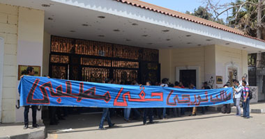 وقفة لـ"طلاب صوت مصر" للتنديد بفصل 5 تلاميذ ثانوى بالجيزة