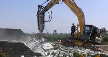 محافظة الإسكندرية تواصل حملات إزالة التعدى على الأراضى الزراعية 