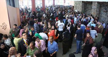 5 آلاف شاب وفتاة فى الساعات الأولى بملتقى توظيف الدقهلية 