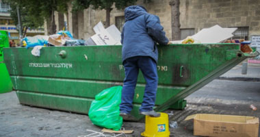 يديعوت: حوالى 900 ألف إسرائيلى لا يجدون الغذاء فى بيوتهم