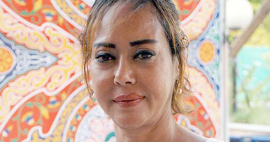 نهى العمروسى تعلن البحث عن مهنة غير الفن: "مش عايزة أموت مقهورة "