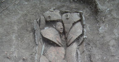 بالصور.. علماء آثار إسرائيليون يكتشفون تابوتًا فرعونيًا نادرًا