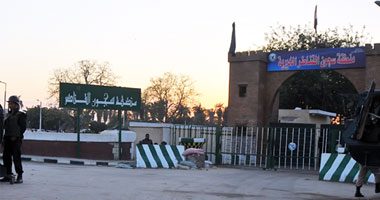 تواجد أمنى مكثف حول سجن القناطر خوفا من الاعتداء على سوزان مبارك