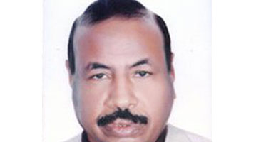 مدير جمارك سيناء يضرب عن الطعام بسبب نقله