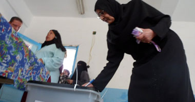 تزايد أعداد الناخبين أمام مقار لجان الجيزة