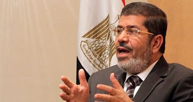 "مرسى": الشعب المصرى واعٍ ولن يلجأ للعنف فى التعبير عن رأيه