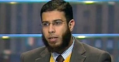 نادر بكار لـ"أديب": مصر أكبر من الجماعة وعلى الرئيس وقف أخونة الدولة
