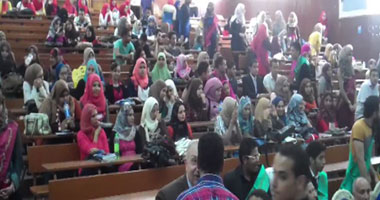 مفاجأة.. 2 مليار سنويا بيزنس الجامعات الخاصة من كليات القمة.. و60% من خريجى طب الأسنان و40% من الصيادلة من هذه الجامعات.. ومصادر بالوزارة:أزمة توارثناها من النظام السابق ولن نسمح بتكرارها