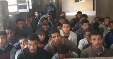  ضبط 37 متسللا قادمين من ليبيا إلى مصر