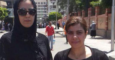 والدة الطفلة "زينة" تطالب السيسى باختيار أهل الكفاءة