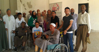 مبادرة "أماكن منسية" تقدم مساعدات غذائية وملابس لمستعمرة الجذام