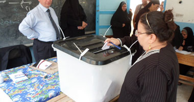 مدير أمن الغربية: القضاة اكتشفوا بطاقات مسودة لصالح مرسى 