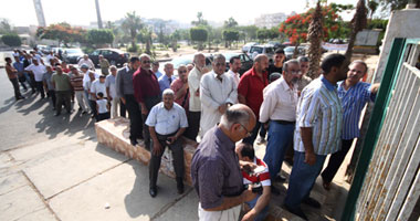 المقار الانتخابية تفتح أبوابها أمام الناخبين بالإسكندرية