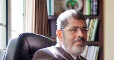 "الوسط" يدعو "مرسى" لزيارة الغردقة وشرم الشيخ للجذب السياحى