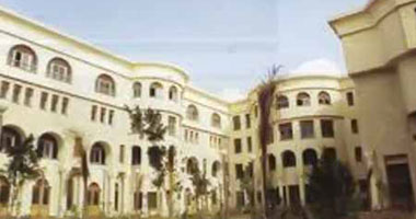 موظفو جامعة الأزهر فرع أسيوط يعلقون إضرابهم إلى الأحد المقبل