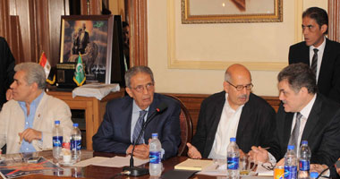 بالفيديو..السعيد قبل مغادرة اجتماع الإنقاذ: لم نتطرق للقاء موسى والشاطر