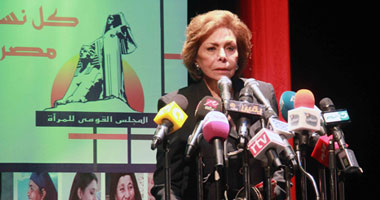 ميرفت التلاوى تطالب الرئيس الجديد بتمثيل المرأة فى الحكومة