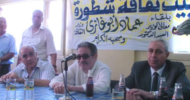 "أبو غازى" يفتتح بيت ثقافة شطورة بسوهاج