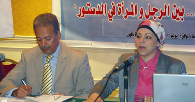 "المصرى لحقوق المرأة" يطالب بالمساواة بين المرأة والرجل فى الدستور.. "أبو القمصان" تحذر من استخدام المصطلحات المطاطة لحماية حقوق النساء.. وإسراء عبد الفتاح: التيار الإسلامى مازال يتجه للكهوف