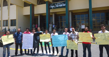 حركات ثورية بشمال سيناء تطالب برحيل المحافظ وتعيين أبنائها
