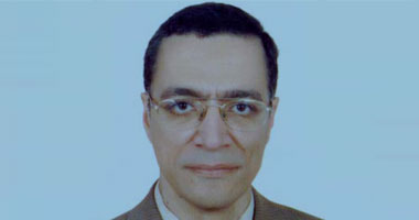 عميد "هندسة القاهرة" يطالب بالإفراج عن الطلاب المحبوسين