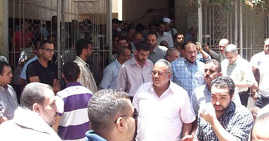 المئات يشيعون جنازة الشهيد محمد عبد الحميد مرسى بأسيوط