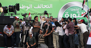 بديع لشيخ الأزهر: أنت رمز دينى ولا يجوز لك التحدث باسم شعب مصر
