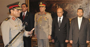 السيسى يصل مقر "الدفاع" ويبحث تعيين قادة الأفرع الرئيسية