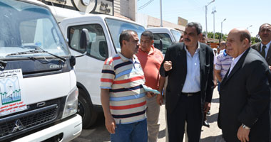 وزير البيئة يتفقد مصانع السماد وتدوير القمامة بقنا