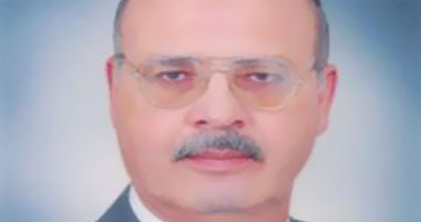 وقفة احتجاجية للعاملين بكهرباء مصر الواسطى بأسيوط