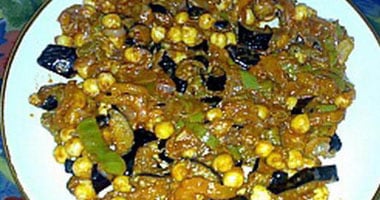 طريقة عمل سلطة الباذنجان بالحمص والخل