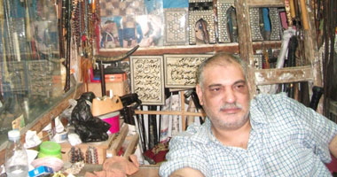 صاحب ورشة سبح بالحسين: السبح الموجودة بالسعودية صناعة مصرية