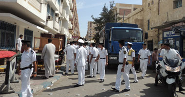 حملة لإزالة الإشغالات بجوار المدارس والميادين العامة بالإسكندرية