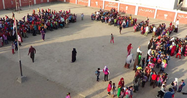 أهالى السرو بدمياط يطالبون بعودة المدرسة التجارية