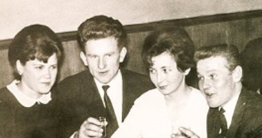 قبل "السيلفى" .. 10صور هتعرفك الفرق بين حياتنا زمان ودلوقتى
