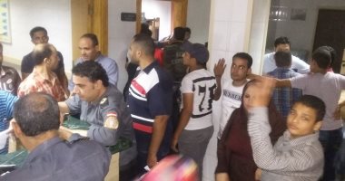 تجمهر أهالى مريضة داخل مستشفى المحلة العام لعدم وجود أطباء