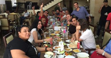 بالصور.. أسرة فيلم "دعدوش" تصل عمان لتصوير عدد من المشاهد