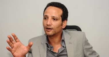 بالصور.. إيهاب اللبان يكشف لـ"اليوم السابع" تفاصيل معرض السريالية وافتتاح مجمع الفنون