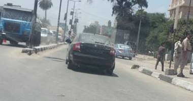 قارئ يرصد سيارة بدون لوحة أرقام فى المحلة الكبرى